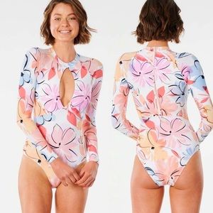 Rip Curl Blossom Good Coverage Long Sleeve One Piece Swimsuit NWT Women’s Size M